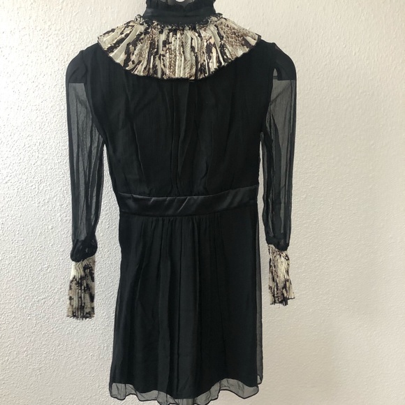 Alberto Makali front ruffles crinkle sheer dress - Picture 2 of 10